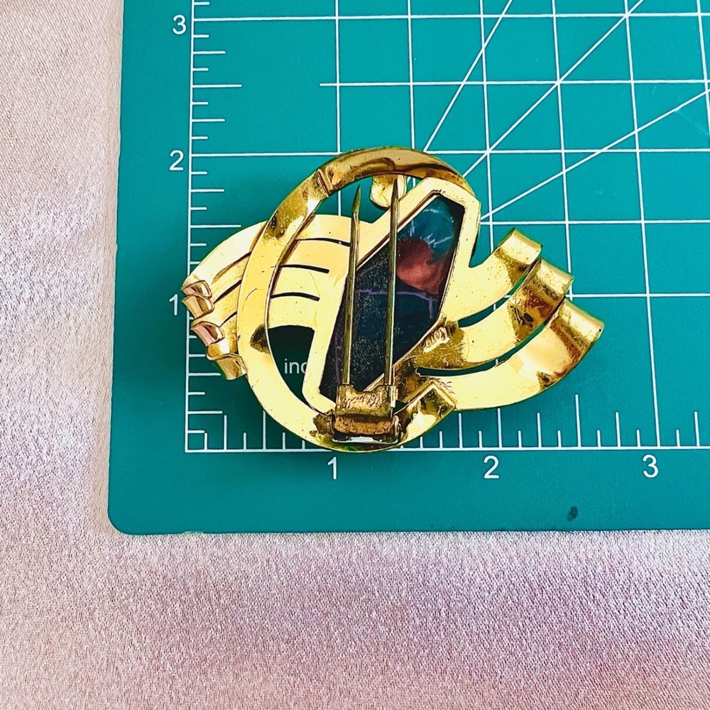 Coro Dress Clip Yellow Rose Gold Plated Purple Faceted Lucite Art Deco Vintage - Picture 4 of 8